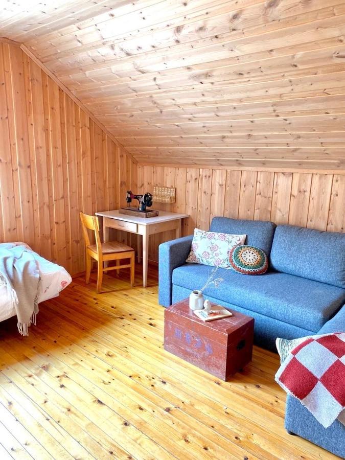 Stort Og Autentisk Hus I Skjak - Kort Vei Til Lom! Exterior foto